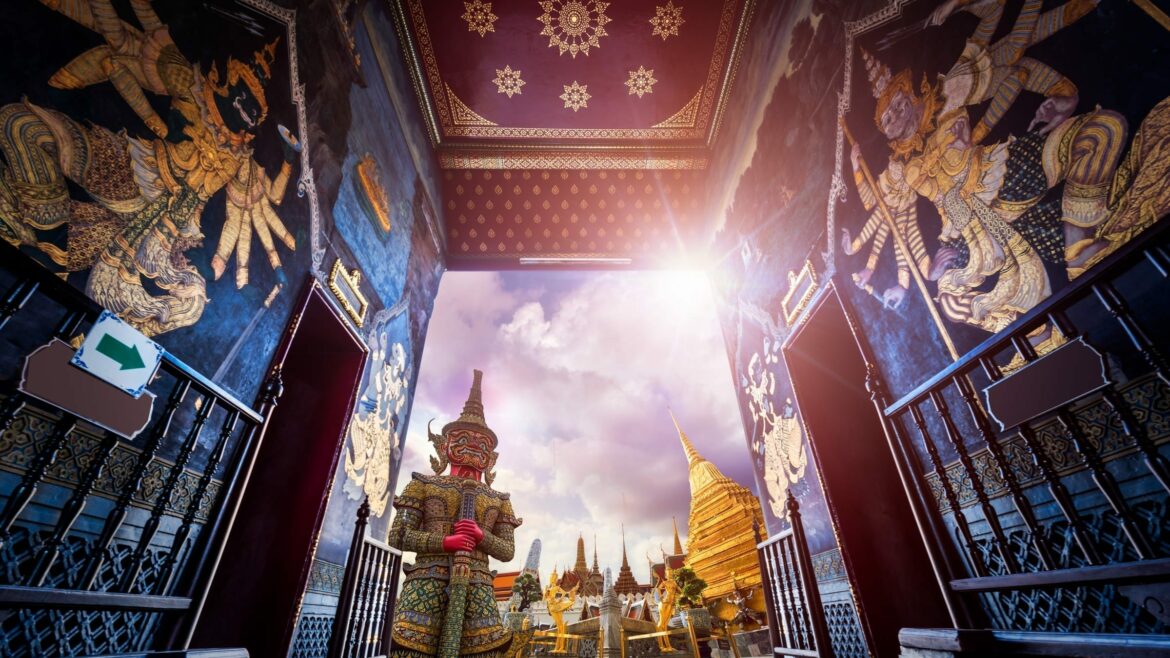 Wat Pra Kaew gate Grand palace, included in tours offered by Asia Vacation Group