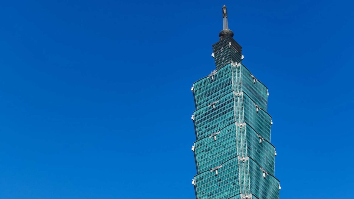 Taipei 101 building - The tallest green building in the world!