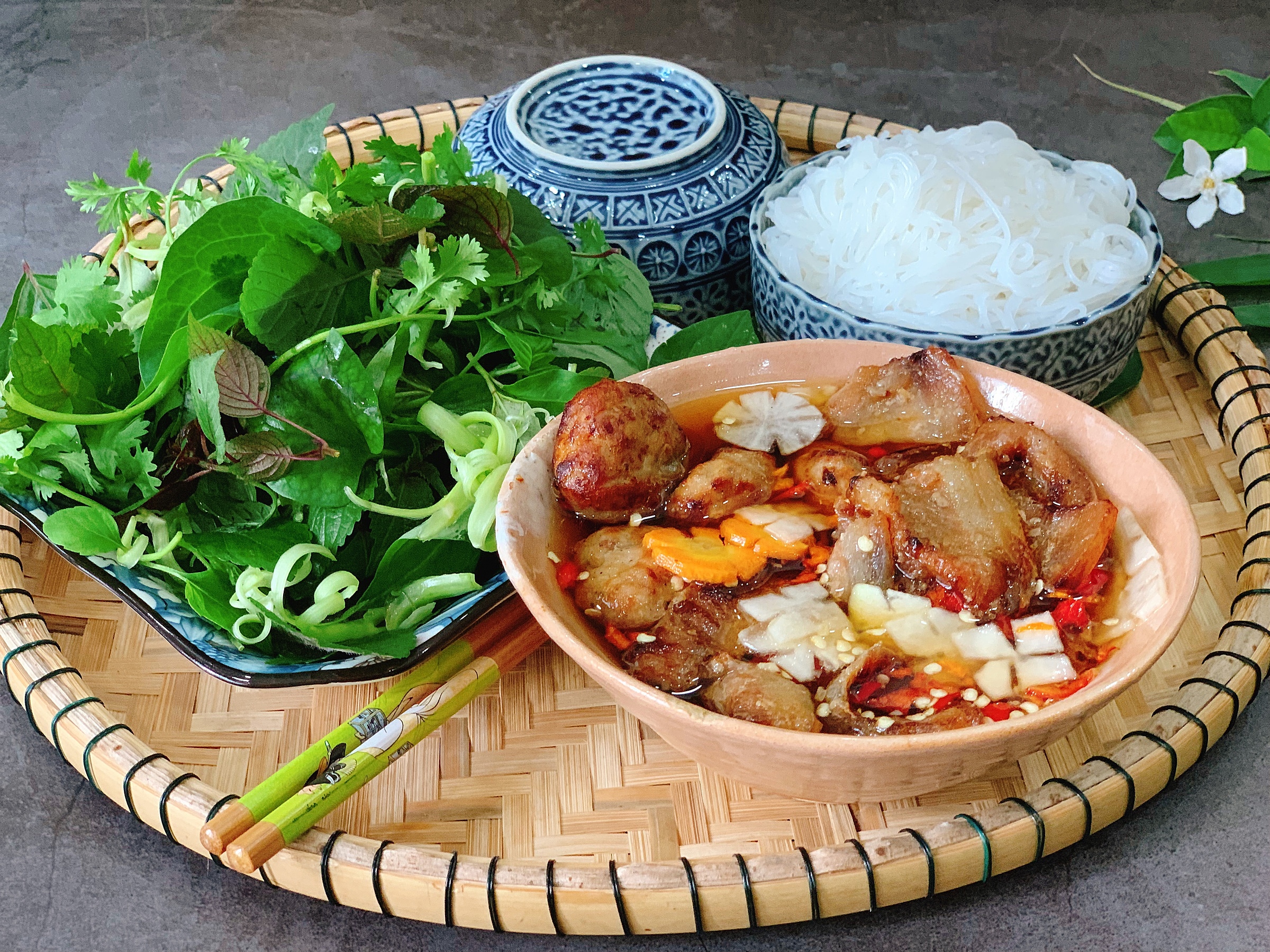 Vietnamese grilled pork with vermicelli noodles