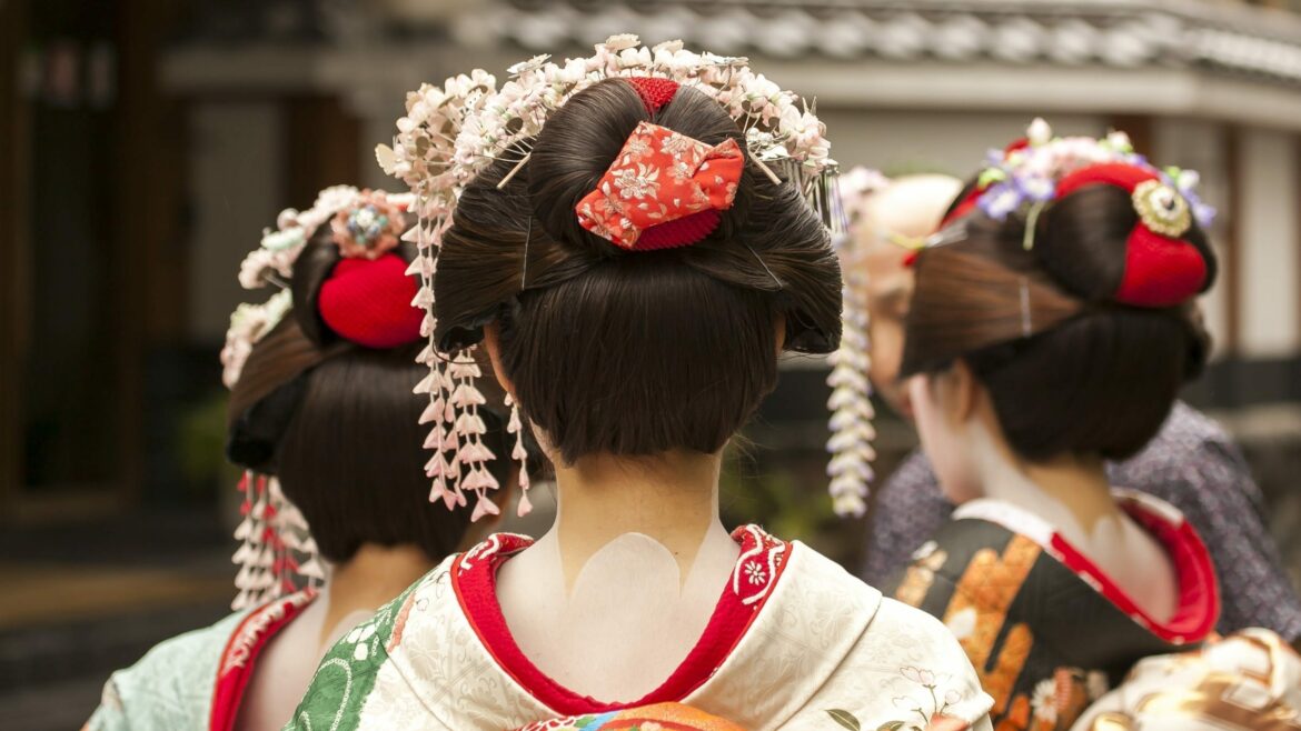 japan-kyoto-geisha