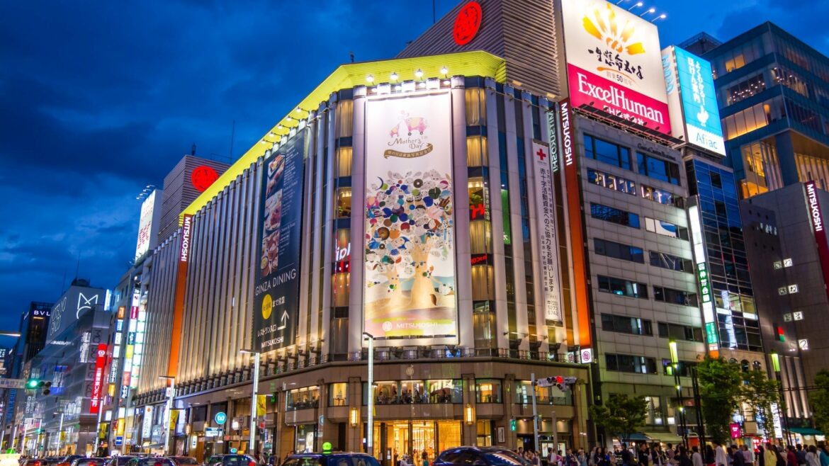 Ginza store is included in Japan tours offered by Asia Vacation Group.